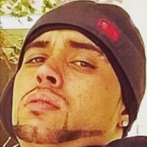 Meet your Posher, Fabian - Picture 1 of 1